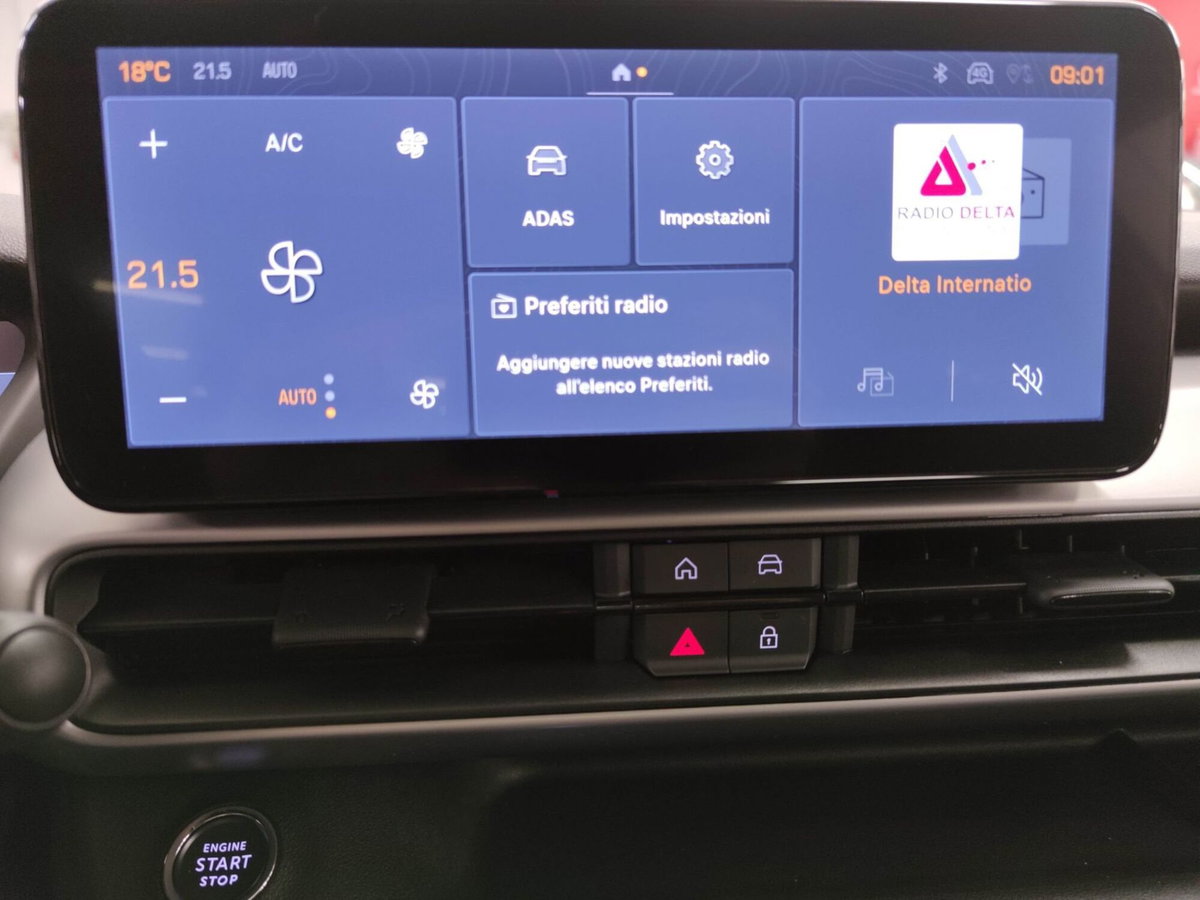 Jeep Avenger full-electric Summit fwd 156cv auto (18)