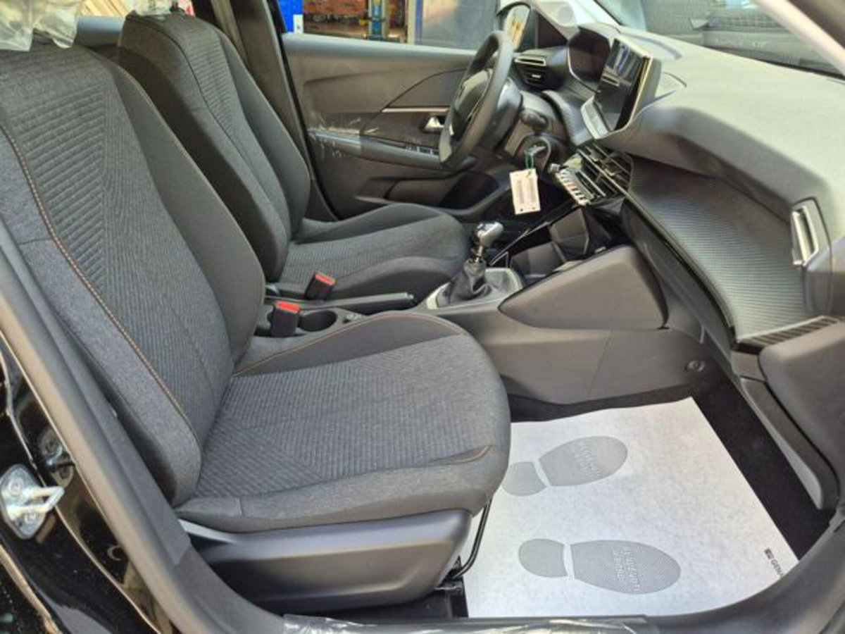 Peugeot 208 1.2 puretech Active s&s 100cv (11)