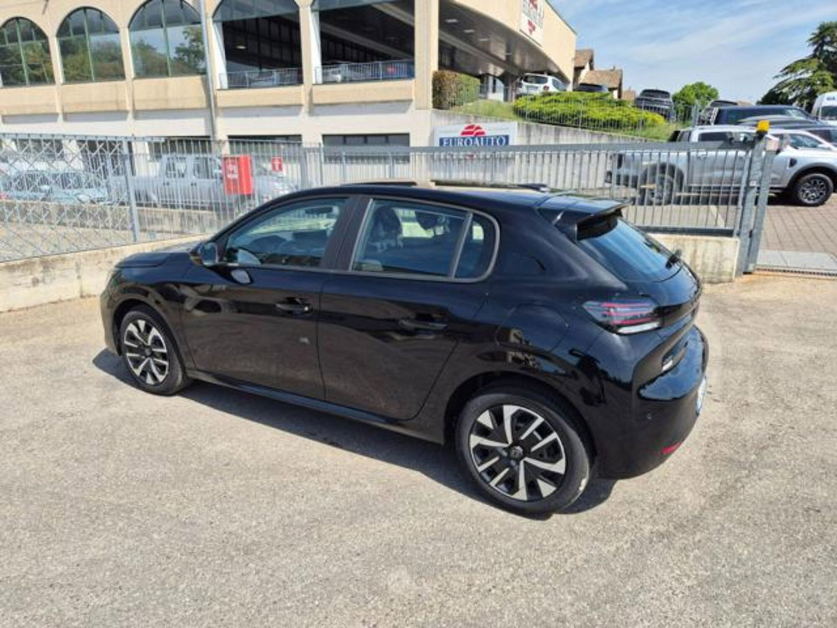 Peugeot 208 1.2 puretech Active s&s 100cv (8)