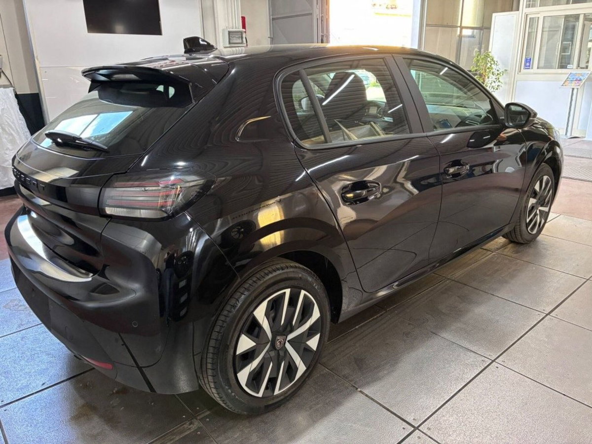 Peugeot 208 PureTech 100 Stop&Start 5 porte Active (5)