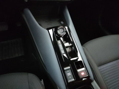 Alfa Romeo Junior 1.2 ibrida 145cv edct6 (15)