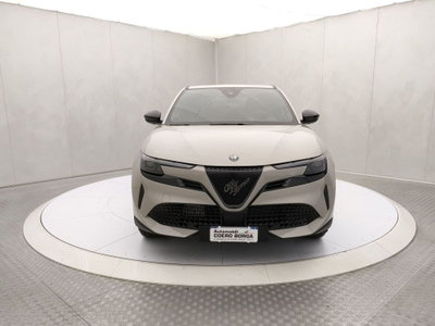Alfa Romeo Junior 1.2 ibrida 145cv edct6 (2)