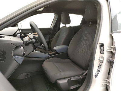 Alfa Romeo Junior 1.2 ibrida 145cv edct6 (8)