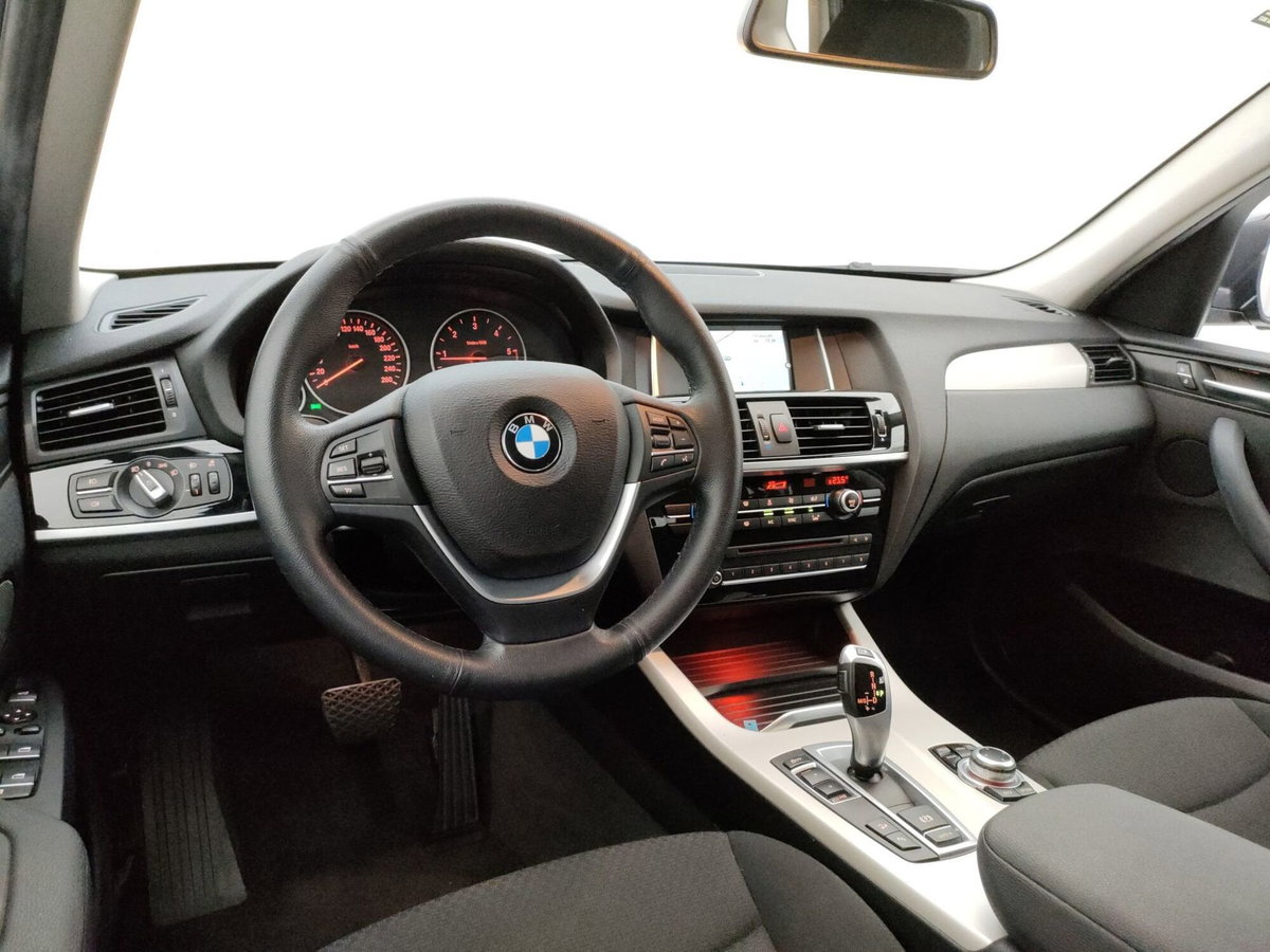 BMW X3 xDrive20d Business Advantage (9)