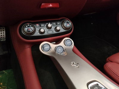 Ferrari California Spider California DCT (14)