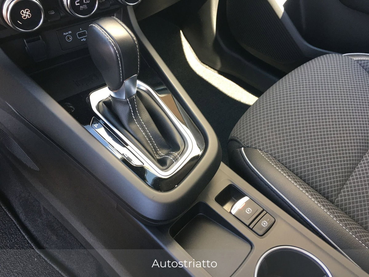 Renault Arkana Hybrid E-Tech 145 CV Techno (15)
