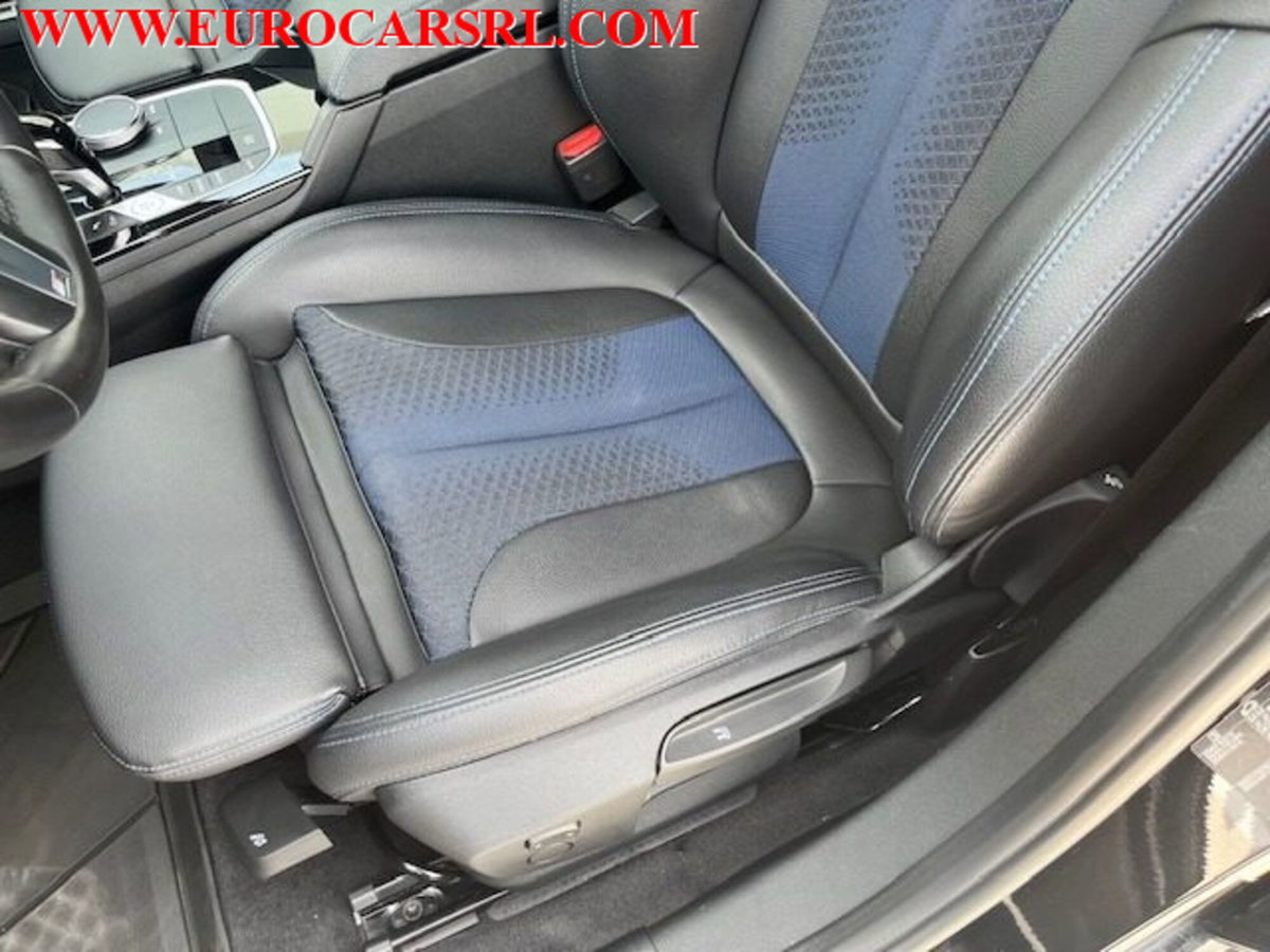 BMW Serie 1 116d 2.0 116CV cat 5 porte Attiva DPF (14)