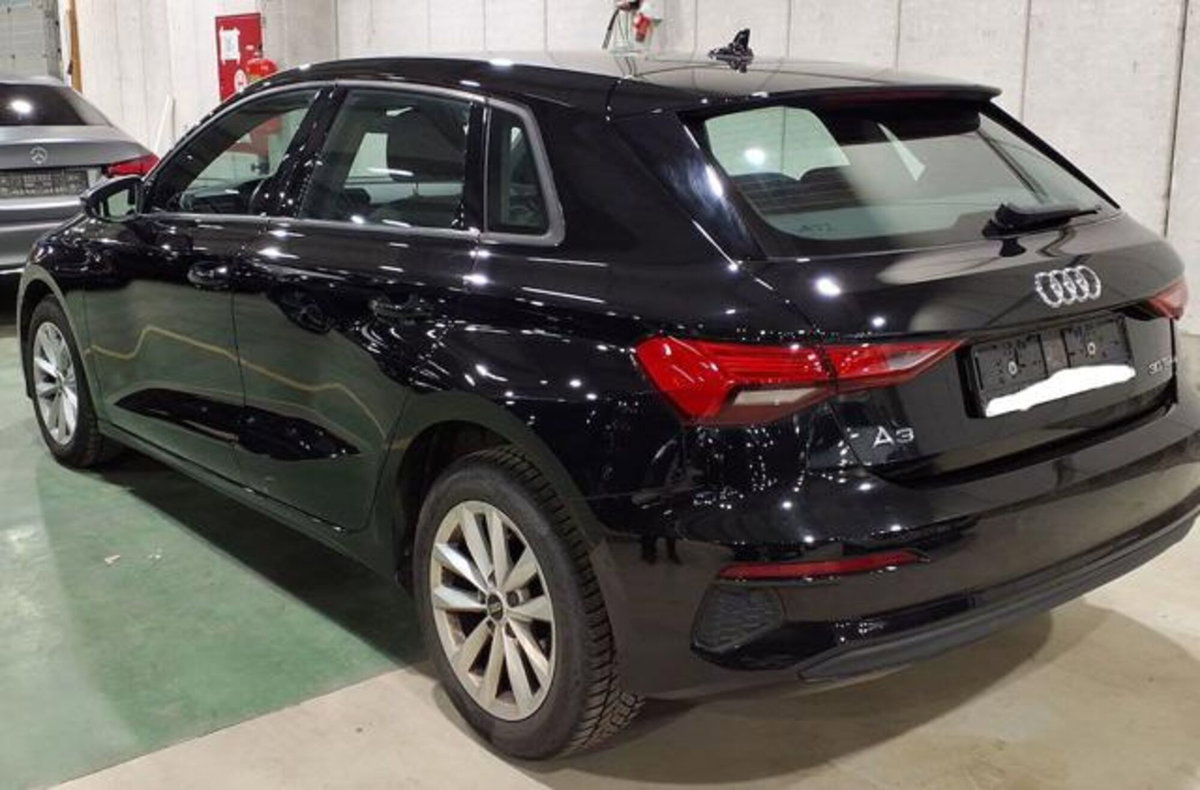 Audi A3 Sportback 30 TDI S tronic Business (4)