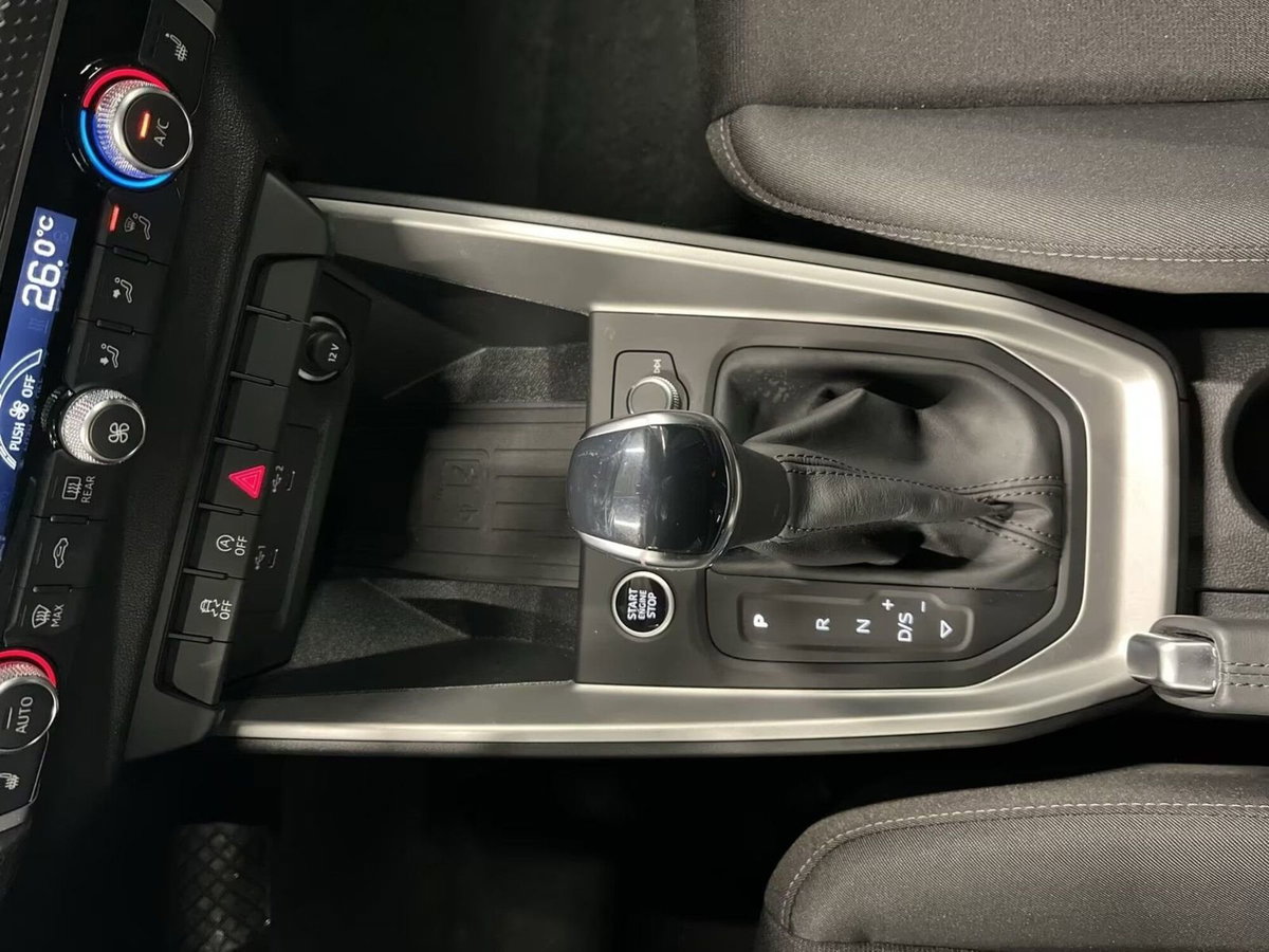Audi A1 Sportback 25 TFSI S line edition (8)