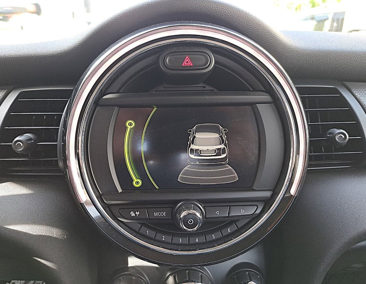 MINI Mini 1.5 Cooper D Business 5 porte (18)