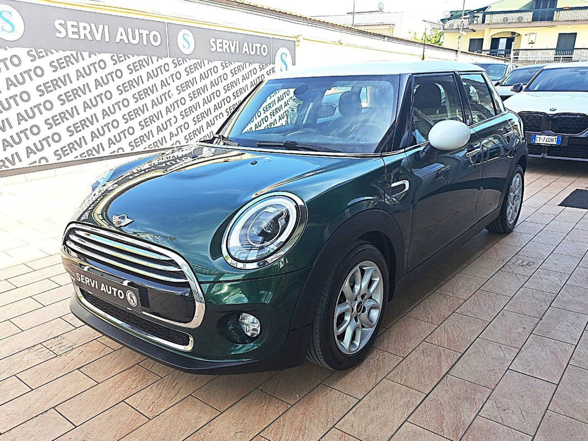 MINI Mini 1.5 Cooper D Business 5 porte (4)