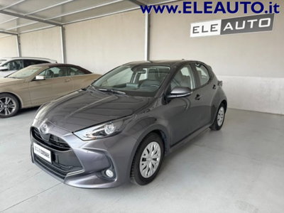 Toyota Yaris 1.0 5 porte Active (3)