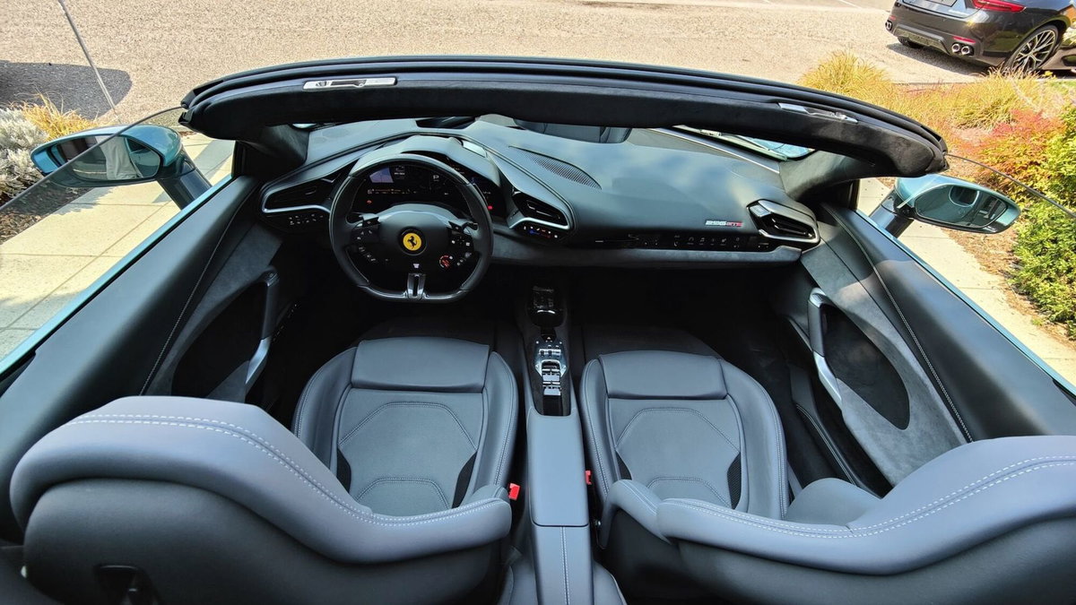 Ferrari 296 Spider 3.0 GTS (11)