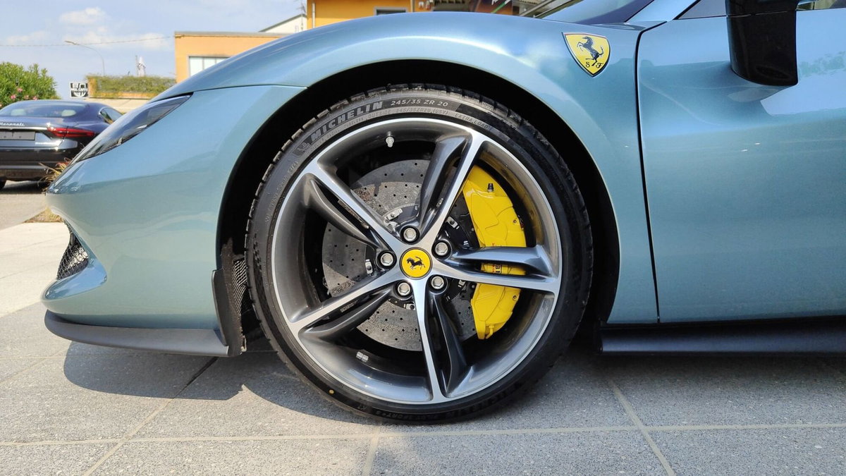 Ferrari 296 Spider 3.0 GTS (7)