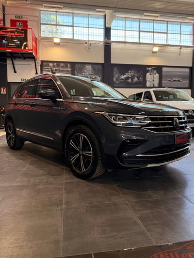 Volkswagen Tiguan 1.5 TSI 150 CV DSG ACT Elegance (13)