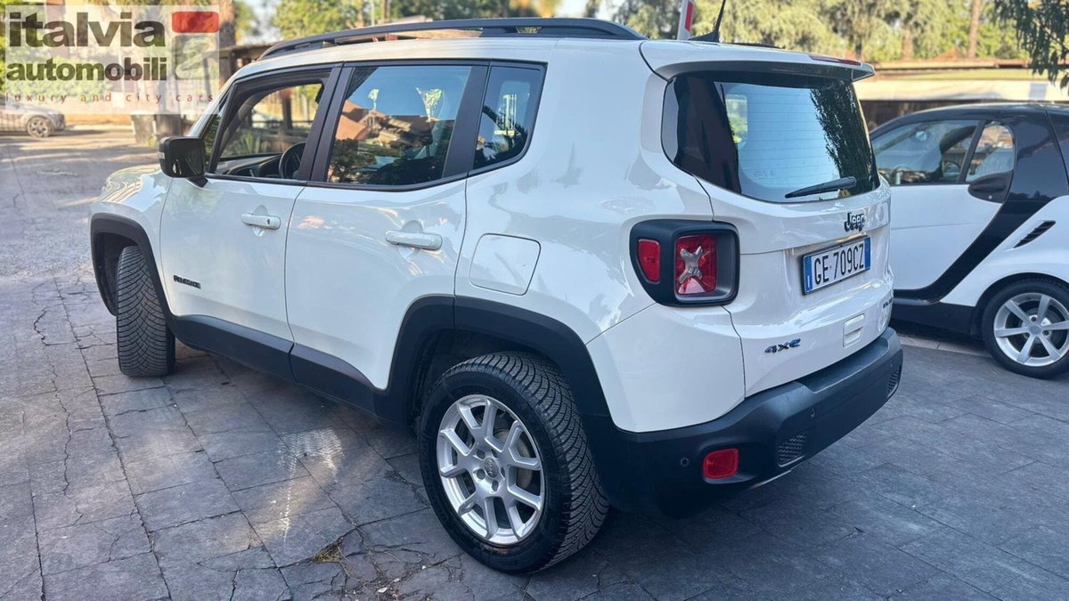 Jeep Renegade 1.3 T4 190CV PHEV 4xe AT6 Limited (6)