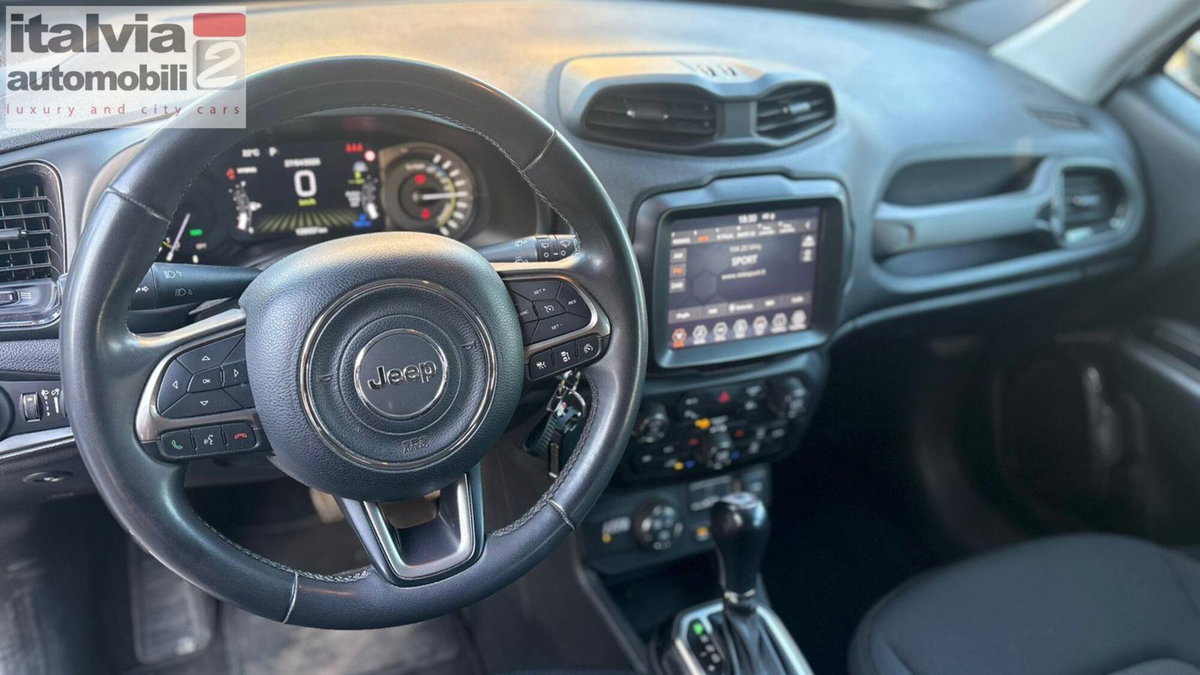 Jeep Renegade 1.3 T4 190CV PHEV 4xe AT6 Limited (8)