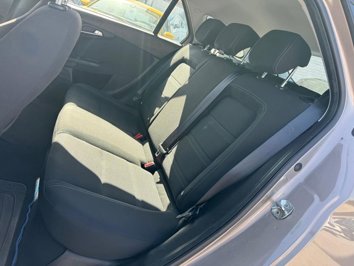 Fiat Tipo Station Wagon Tipo 1.4 T-Jet 120CV SW Lounge (11)