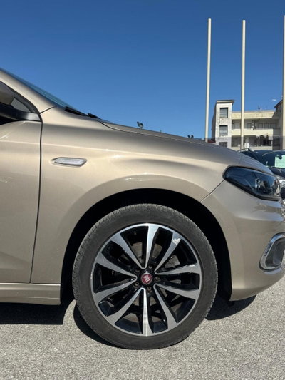 Fiat Tipo Station Wagon Tipo 1.4 T-Jet 120CV SW Lounge (17)