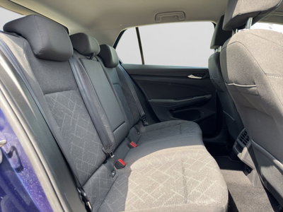 Volkswagen Golf 1.0 eTSI EVO DSG Life (20)