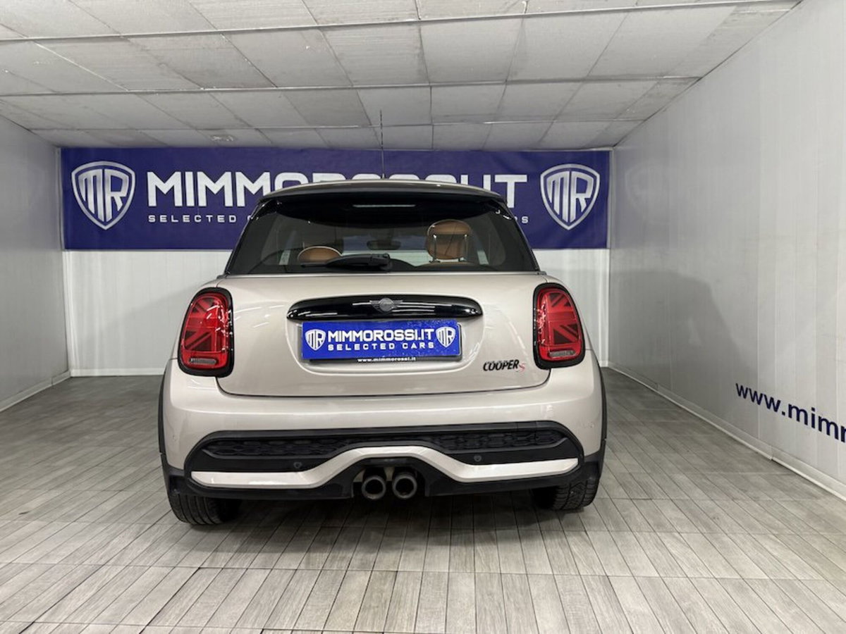 MINI Mini 2.0 Cooper S Yours (11)