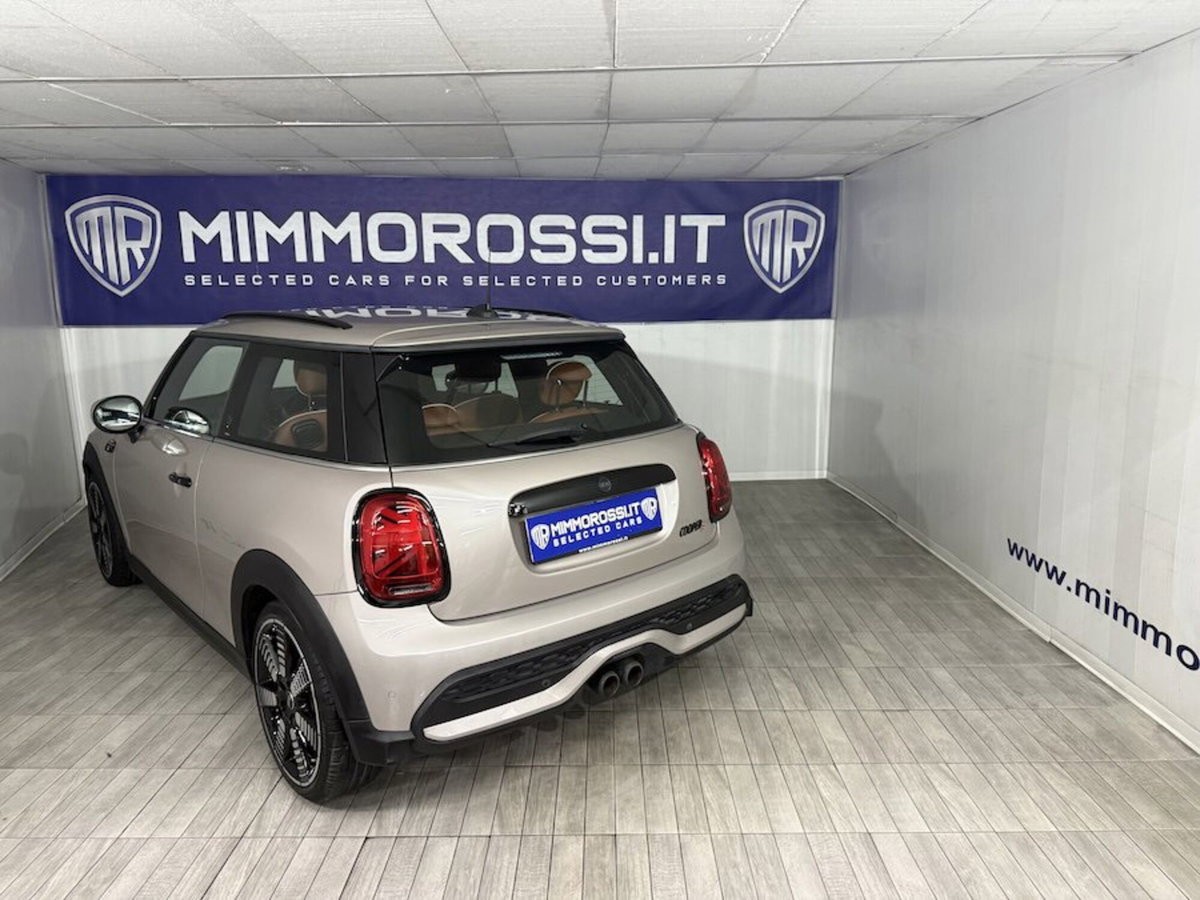 MINI Mini 2.0 Cooper S Yours (8)