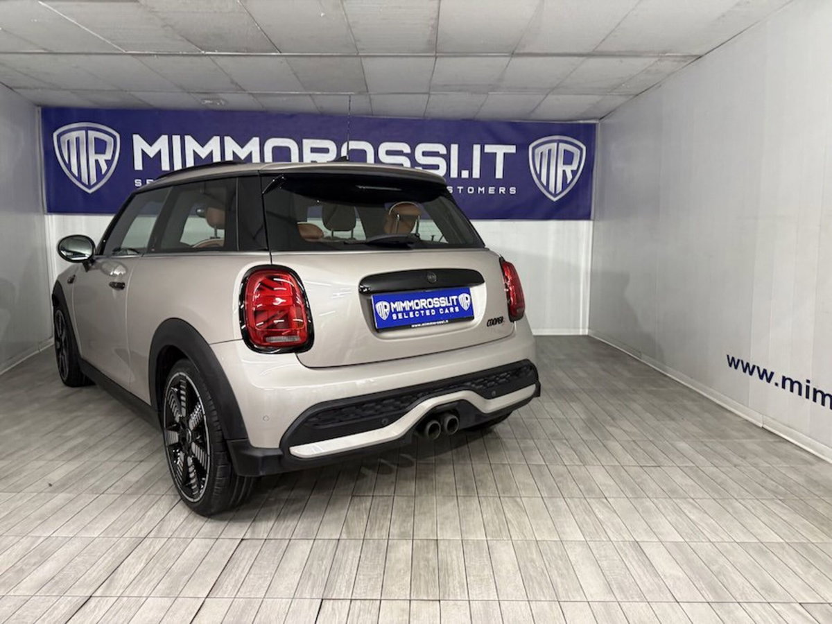 MINI Mini 2.0 Cooper S Yours (9)