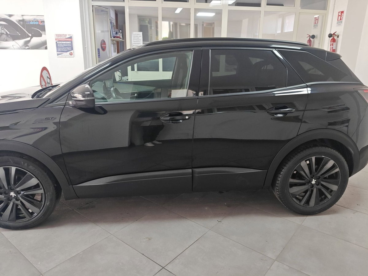 Peugeot 3008 BlueHDi 130 S&S EAT8 GT (4)