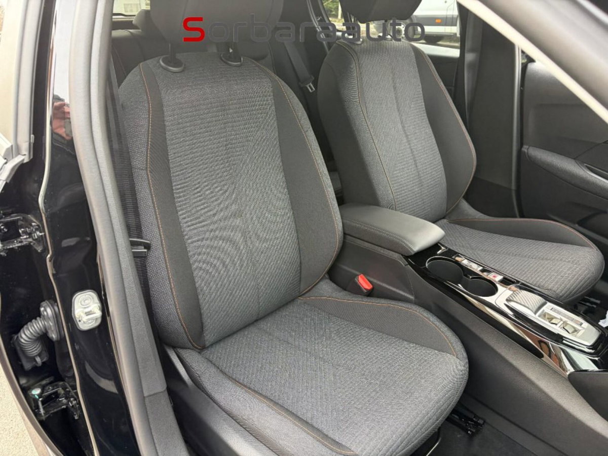 Peugeot 208 1.2 hybrid Style 110cv e-dcs 6 (11)