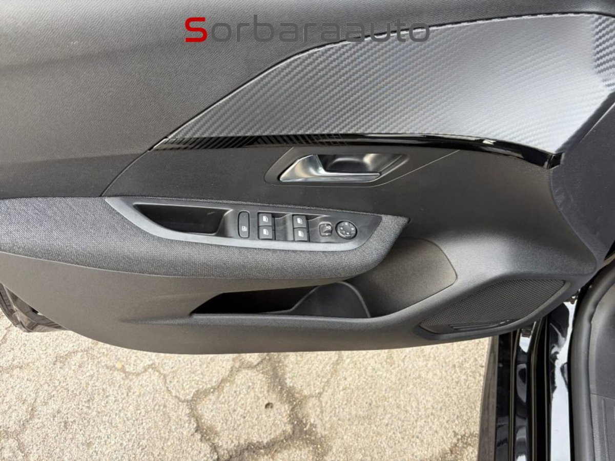 Peugeot 208 1.2 hybrid Style 110cv e-dcs 6 (13)