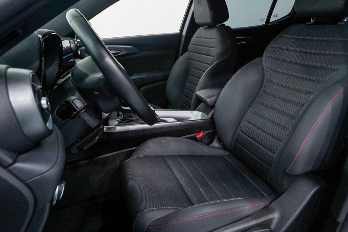 Alfa Romeo Tonale 1.6 Sprint 130cv tct6 (4)