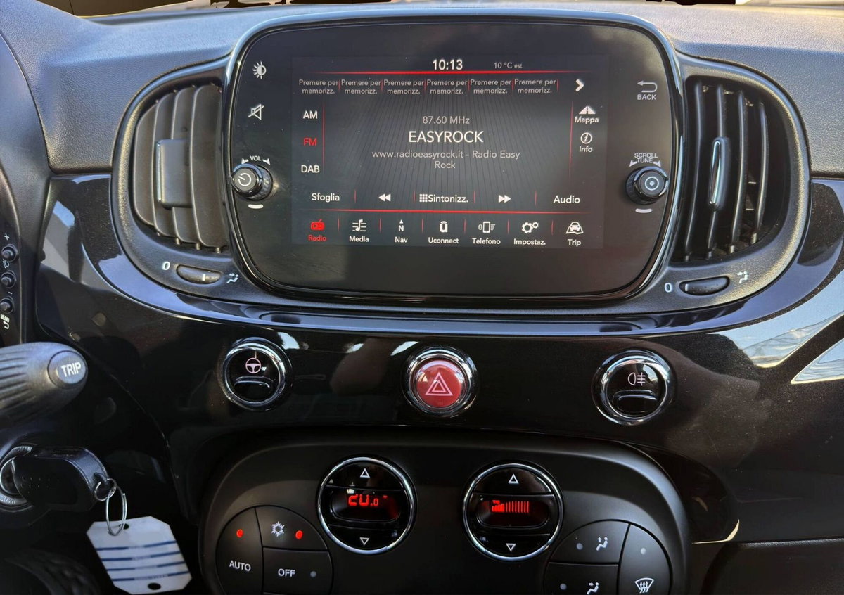 Fiat 500 1.0 Hybrid Rockstar (15)
