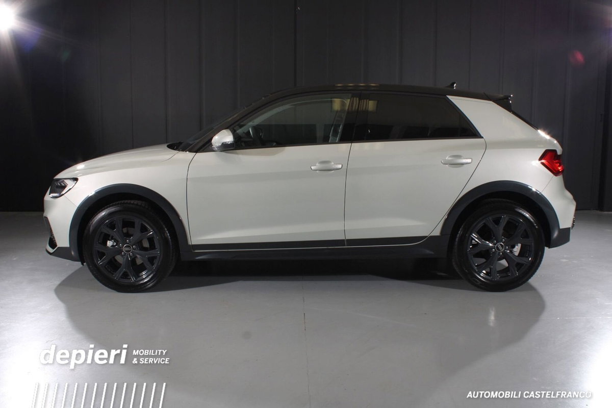Audi A1 allstreet allstreet 30 TFSI S tronic Identity Contrast (4)