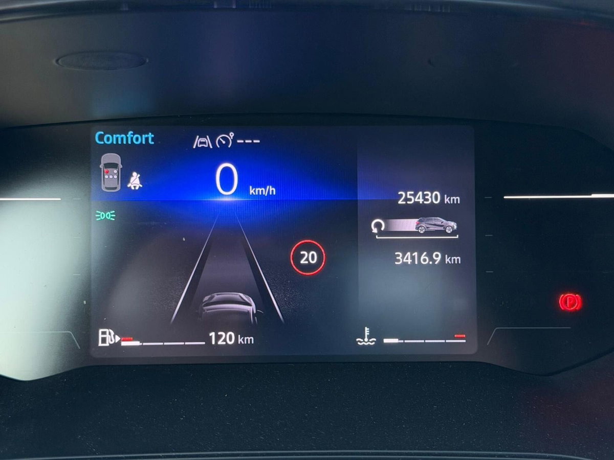 Renault Captur 1.0 tce Techno 90cv (12)