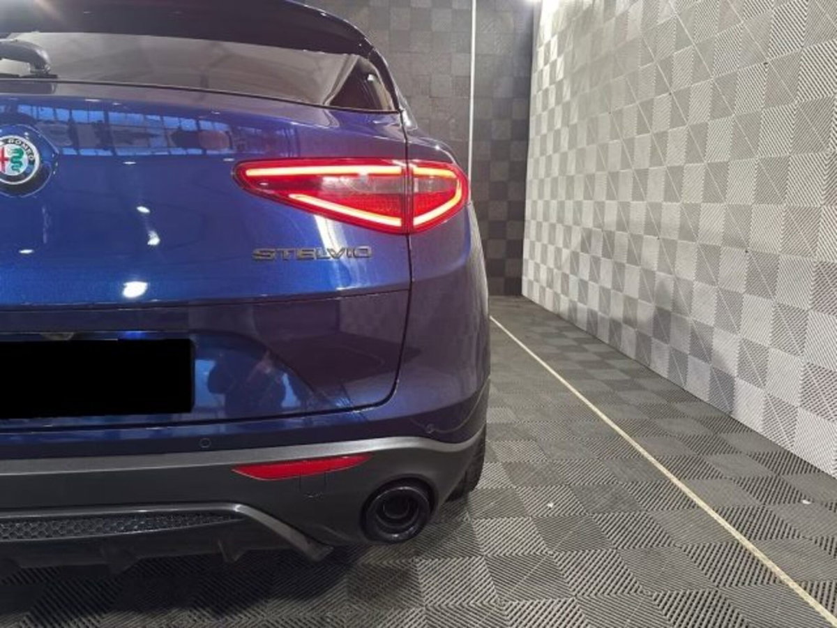 Alfa Romeo Stelvio Stelvio 2.0 Turbo 200 CV AT8 Q4 B-Tech (6)