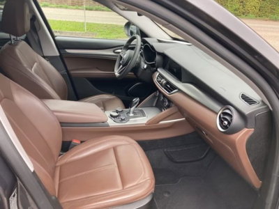 Alfa Romeo Stelvio Stelvio 2.0 Turbo 200 CV AT8 Q4 Sprint (5)