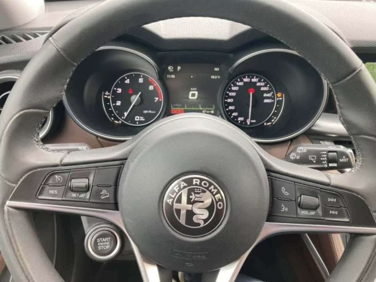 Alfa Romeo Stelvio Stelvio 2.0 Turbo 200 CV AT8 Q4 Sprint (9)