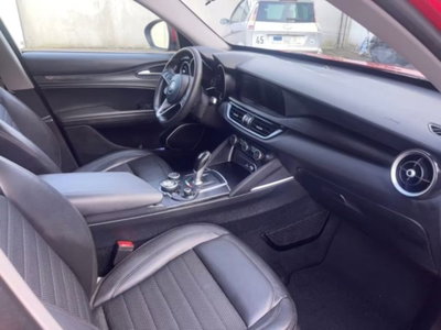 Alfa Romeo Stelvio Stelvio 2.0 Turbo 200 CV AT8 Q4 Super Business (13)