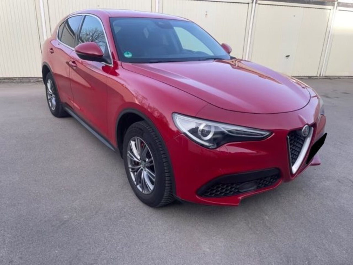 Alfa Romeo Stelvio Stelvio 2.0 Turbo 200 CV AT8 Q4 Super Business (4)