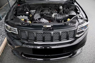 Jeep Grand Cherokee 6.4 V8 HEMI SRT (10)