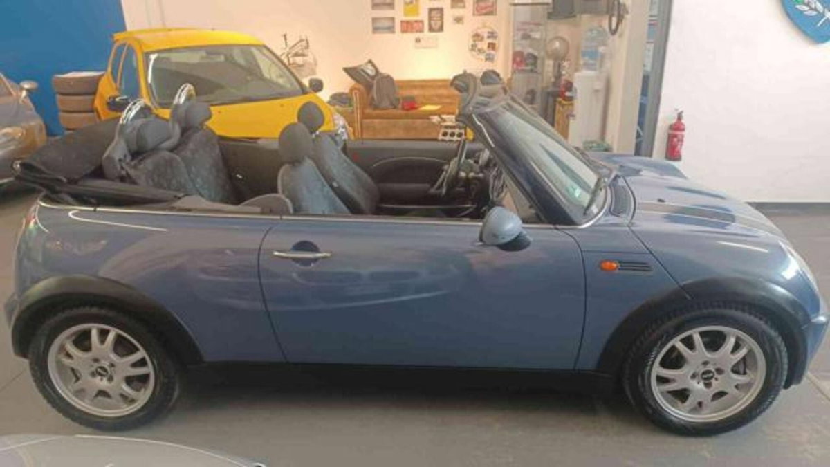 MINI Mini Cabrio 1.6 16V One Cabrio (2)