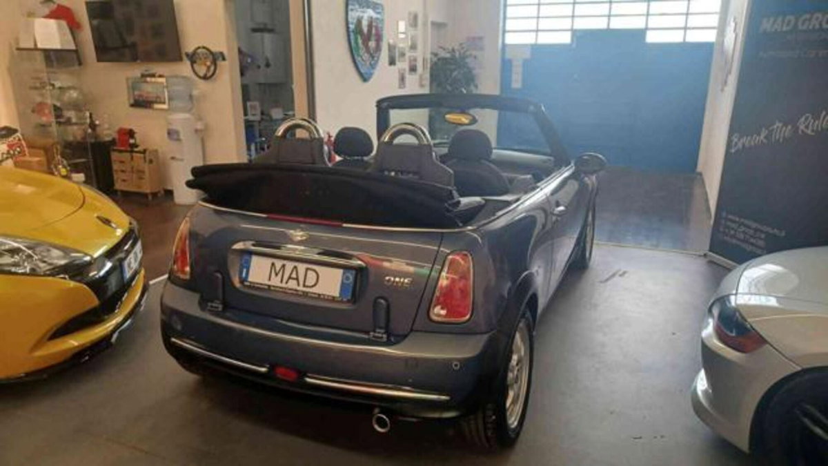 MINI Mini Cabrio 1.6 16V One Cabrio (3)