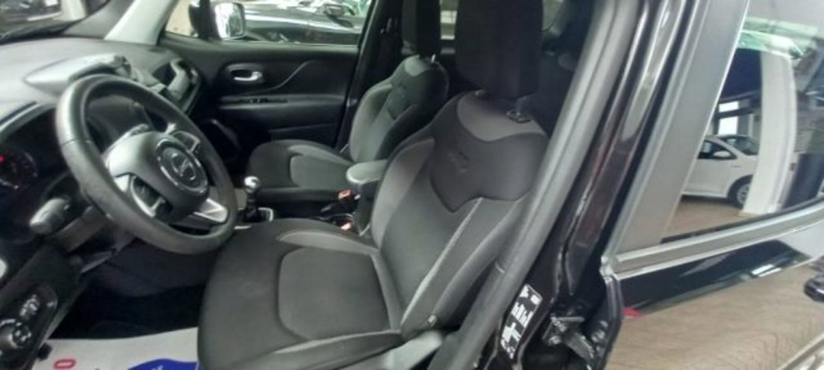 Jeep Renegade 1.6 Mjt 130 CV Limited (7)