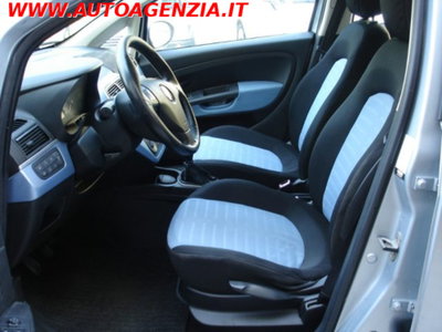 Fiat Grande Punto 1.3 MJT 75 CV 5 porte Dynamic (8)