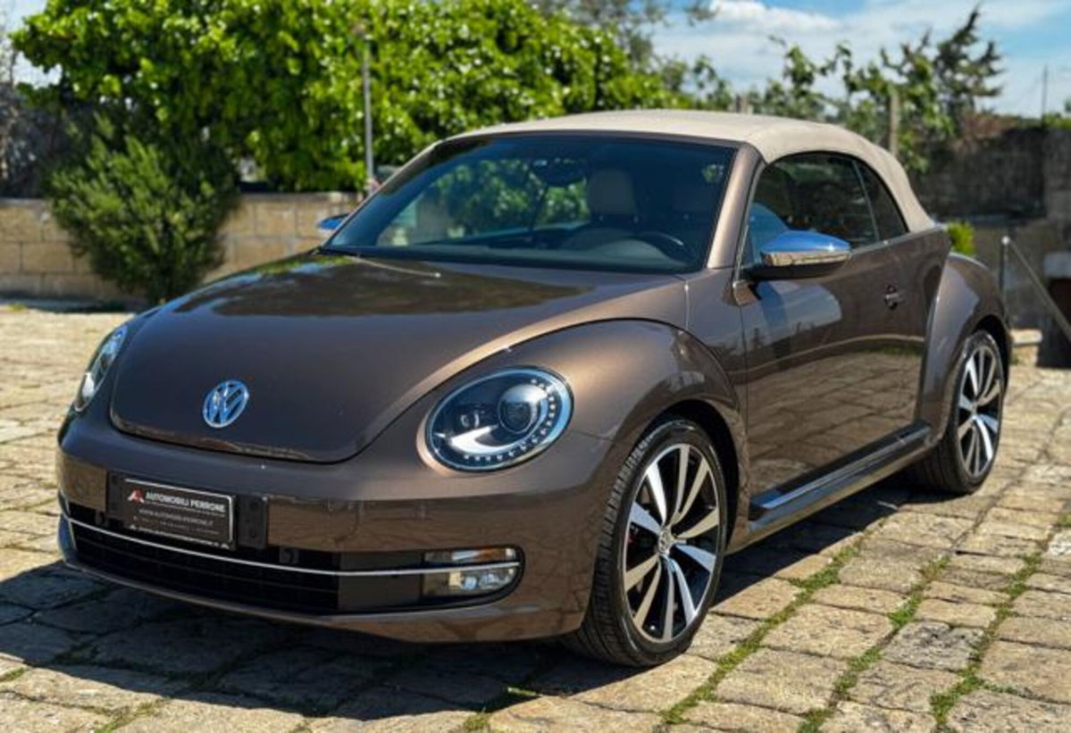 Volkswagen Maggiolino Cabrio 2.0 TSI DSG Sport BlueMotion Technology (4)