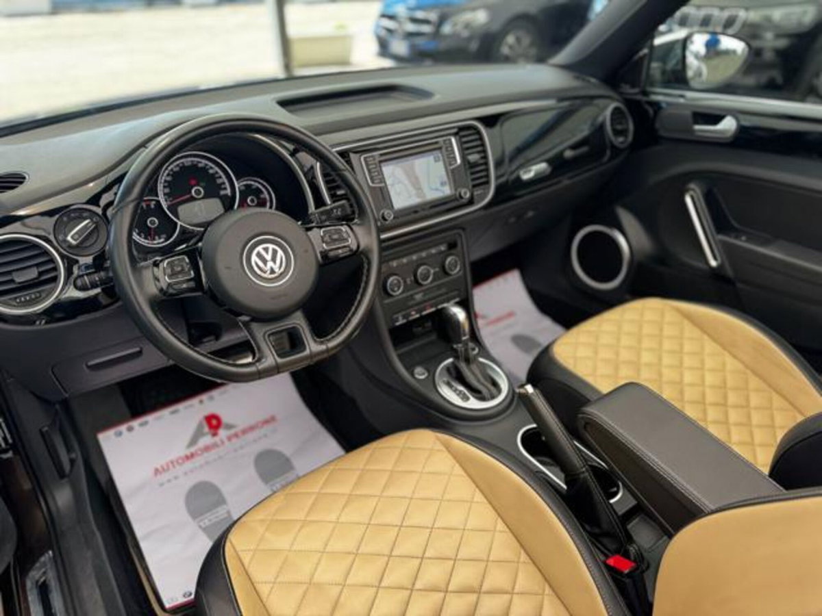 Volkswagen Maggiolino Cabrio 2.0 TSI DSG Sport BlueMotion Technology (6)