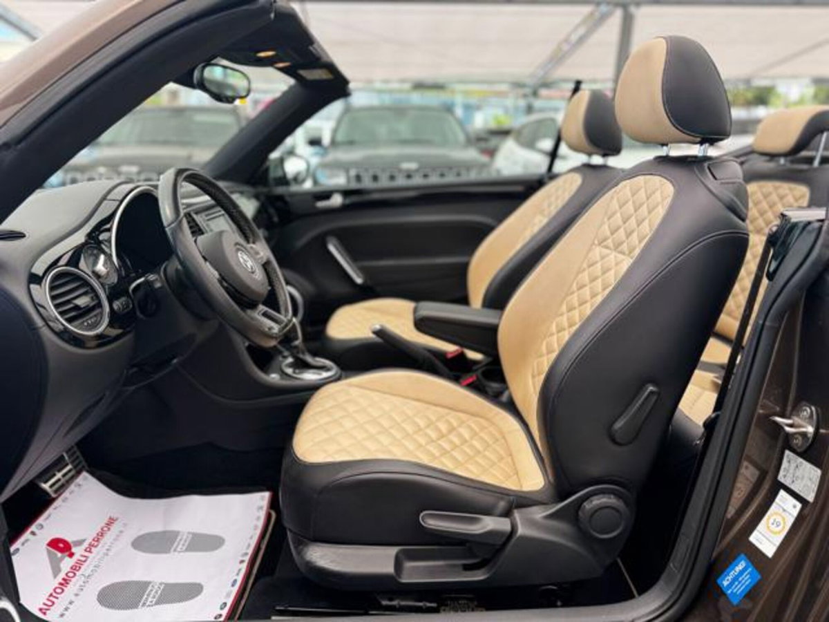 Volkswagen Maggiolino Cabrio 2.0 TSI DSG Sport BlueMotion Technology (7)