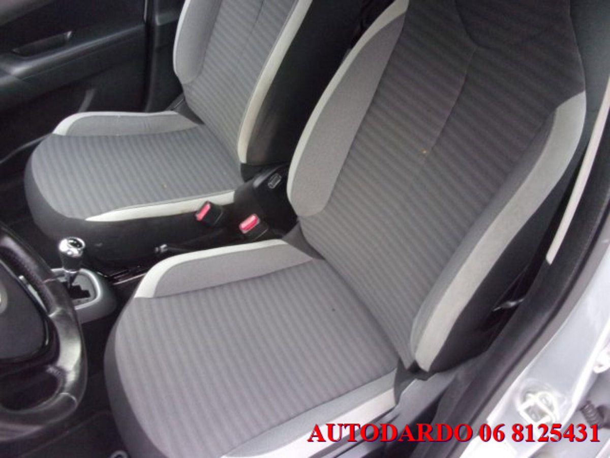 Toyota Aygo 1.0 VVT-i 69 CV 5 porte x-wave (7)