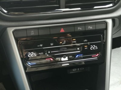 Volkswagen T-Roc 2.0 tdi Life 150cv dsg (16)