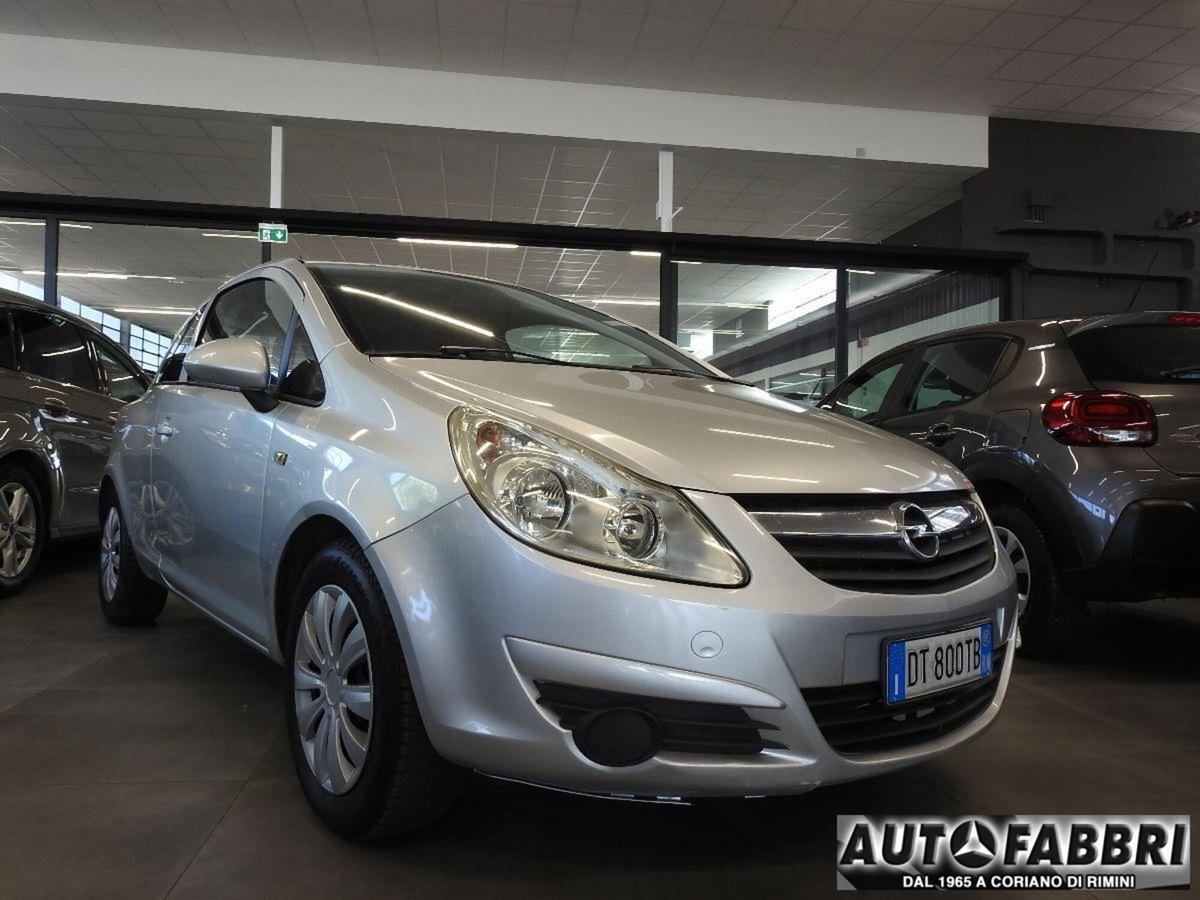 Opel Corsa 1.2 80CV 3 porte GPL-TECH Enjoy (4)